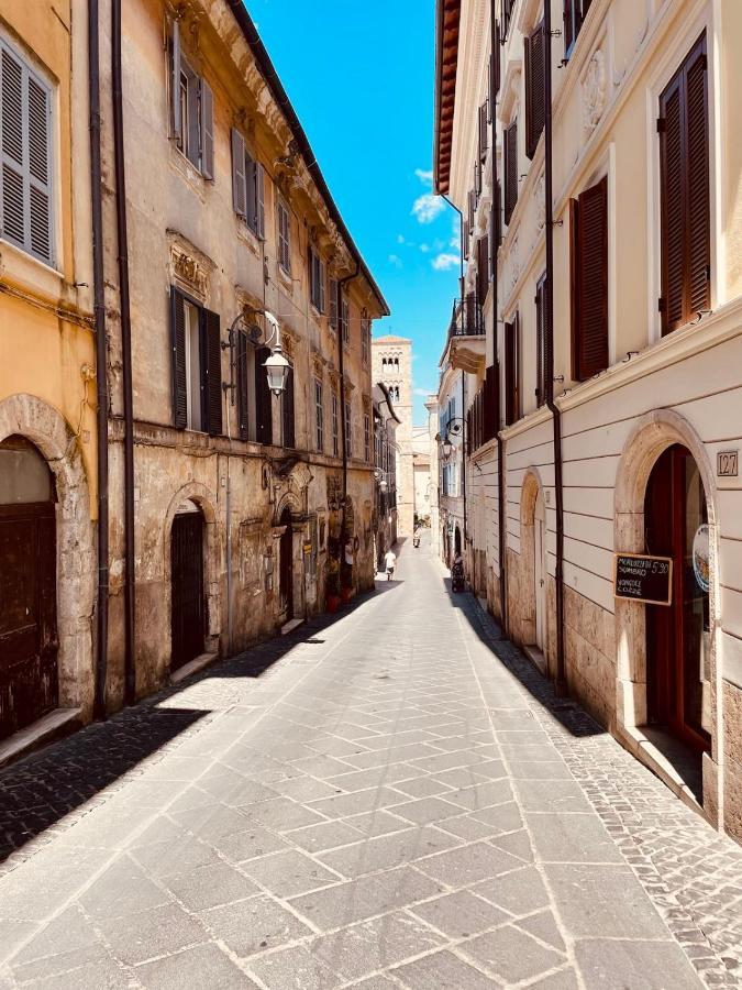 La Casa Del Borgo Anagni Apartment Bagian luar foto