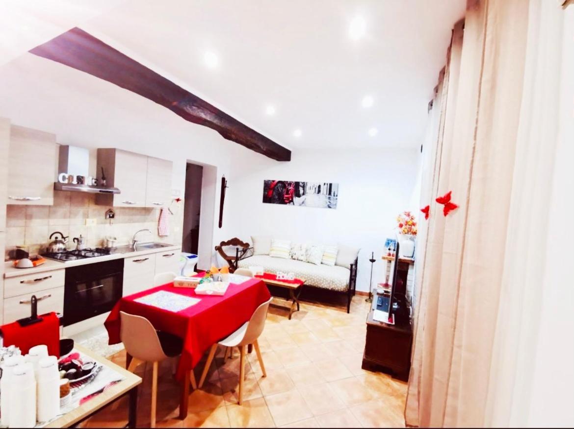 La Casa Del Borgo Anagni Apartment Bagian luar foto
